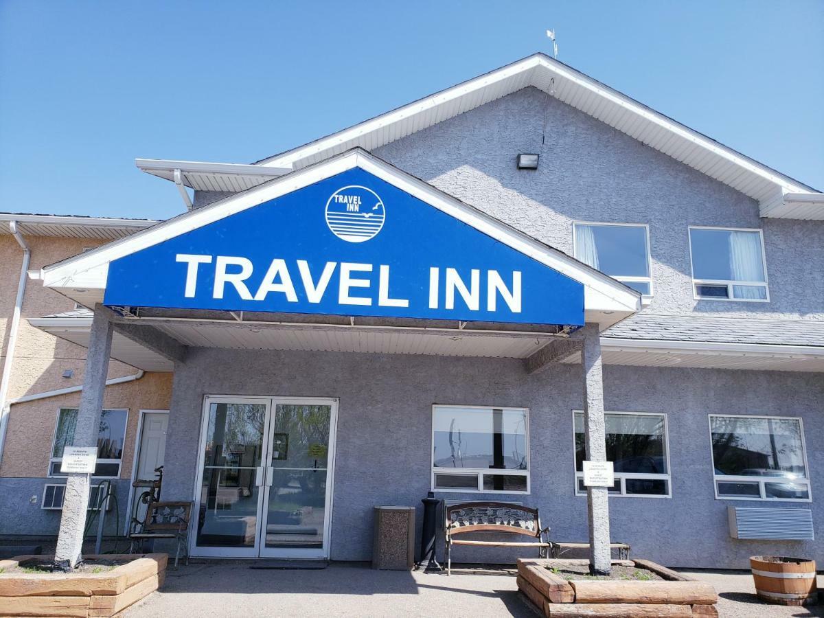 Travel-Inn Resort & Campground 새스커툰 외부 사진